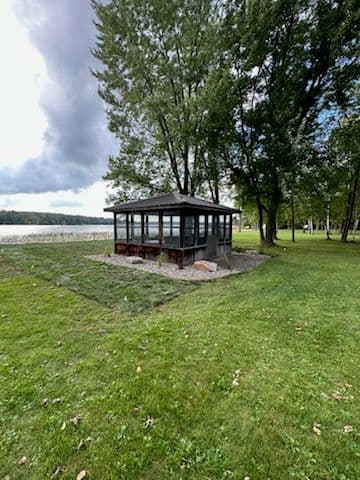 Lakeside Escape Perfected by Yeti Earthworks